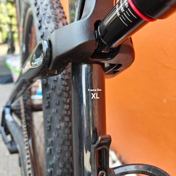 Used Orbea OIZ M-TEAM AXS 2025 2025 Mountainbike, Blue, 29 — image 9 of 17