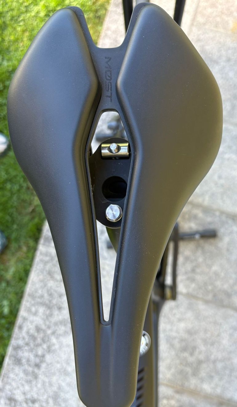 Used Pinarello Pinarello Gan Disc 2020 Road & Gravel, Black — image 6 of 7