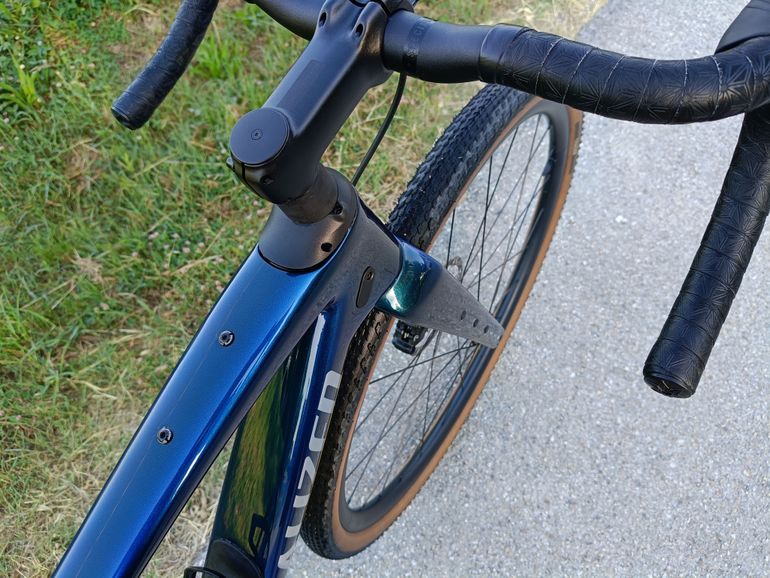 Used Specialized Diverge 4 Sport Carbon - Shimano GRX 600 2026 2026 Road & Gravel, Blue — image 9 of 11