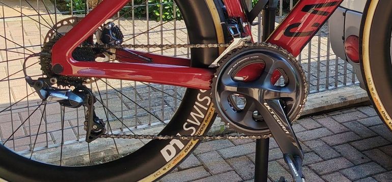 Used Canyon Aeroad CF SL 8 Disc 2023 2023 Road & Gravel, Red — image 2 of 10