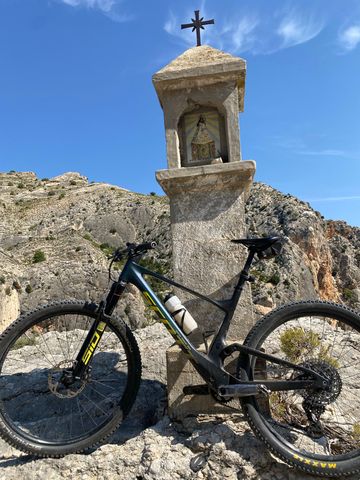 Scott Spark Rc AXs Custom SRAM GX Eagle AXS 2021 Mountainbike usato, Nero — immagine 1 di 3