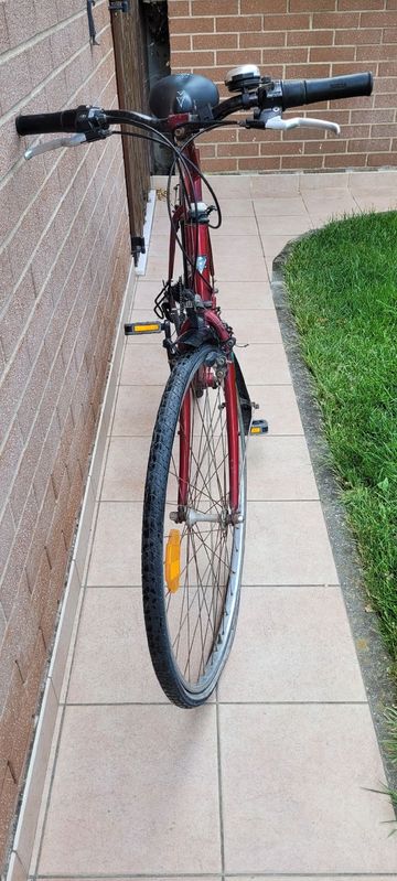 Used Giant Squadron 1992 Urban, Red — image 9 of 10