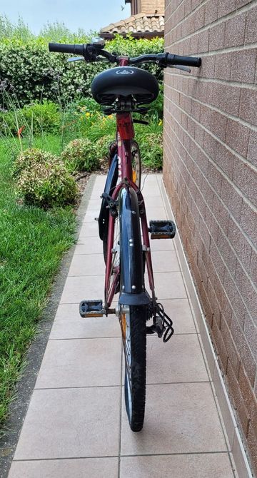 Used Giant Squadron 1992 Urban, Red — image 8 of 10