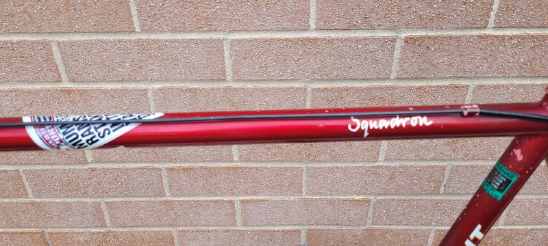Used Giant Squadron 1992 Urban, Red — image 10 of 10