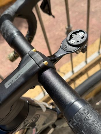 Used Specialized Tarmac SL7 Comp - Shimano 105 Di2 2025 2025 Road & Gravel, Black — image 10 of 15