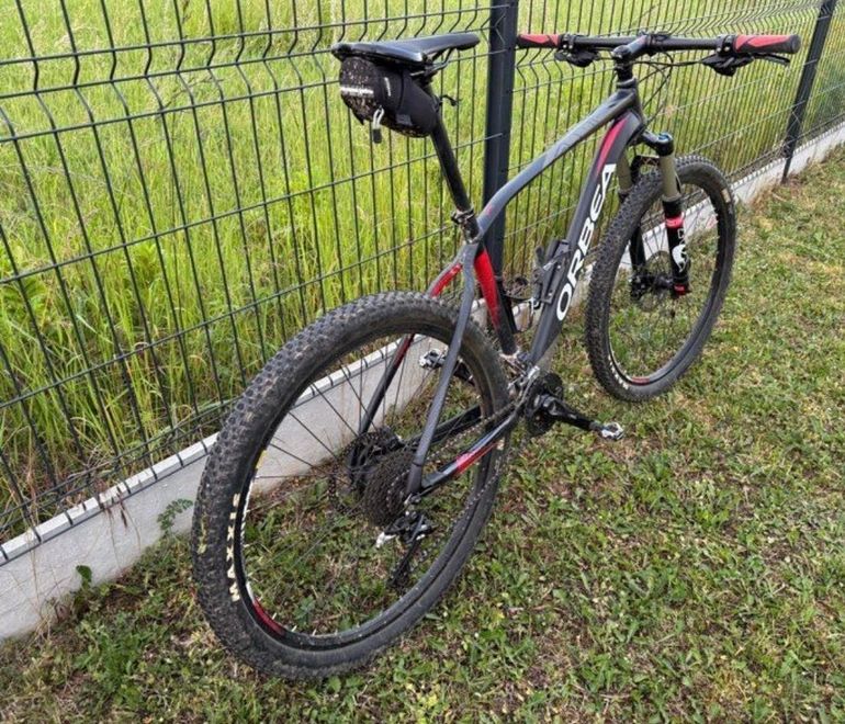 Used Orbea ALMA H30 27.5 2015 Mountainbike, Black — image 3 of 5
