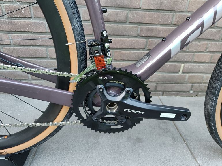 Used Giant Revolt Advanced 0 2023 2023 Road & Gravel, Purple — image 9 of 13
