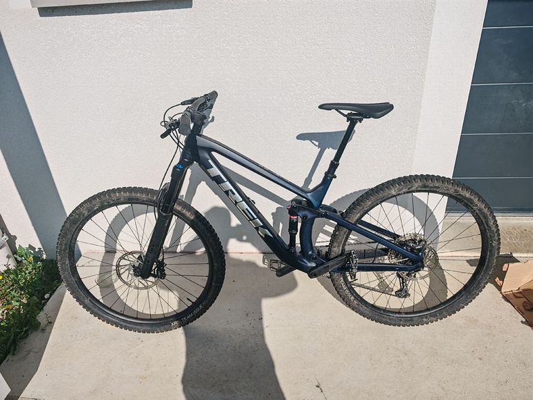 Used Trek Fuel EX 9.8 XT Gen 5 2023 2023 Mountainbike, Blue, 29 — image 1 of 7
