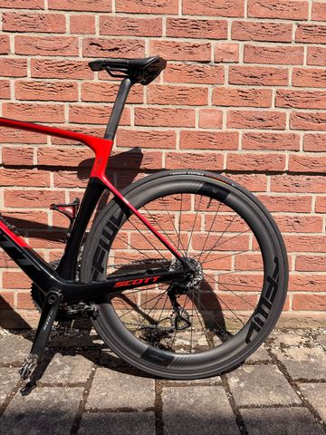 Used Scott Foil 30 2019 2019 Road & Gravel, Red — image 4 of 8