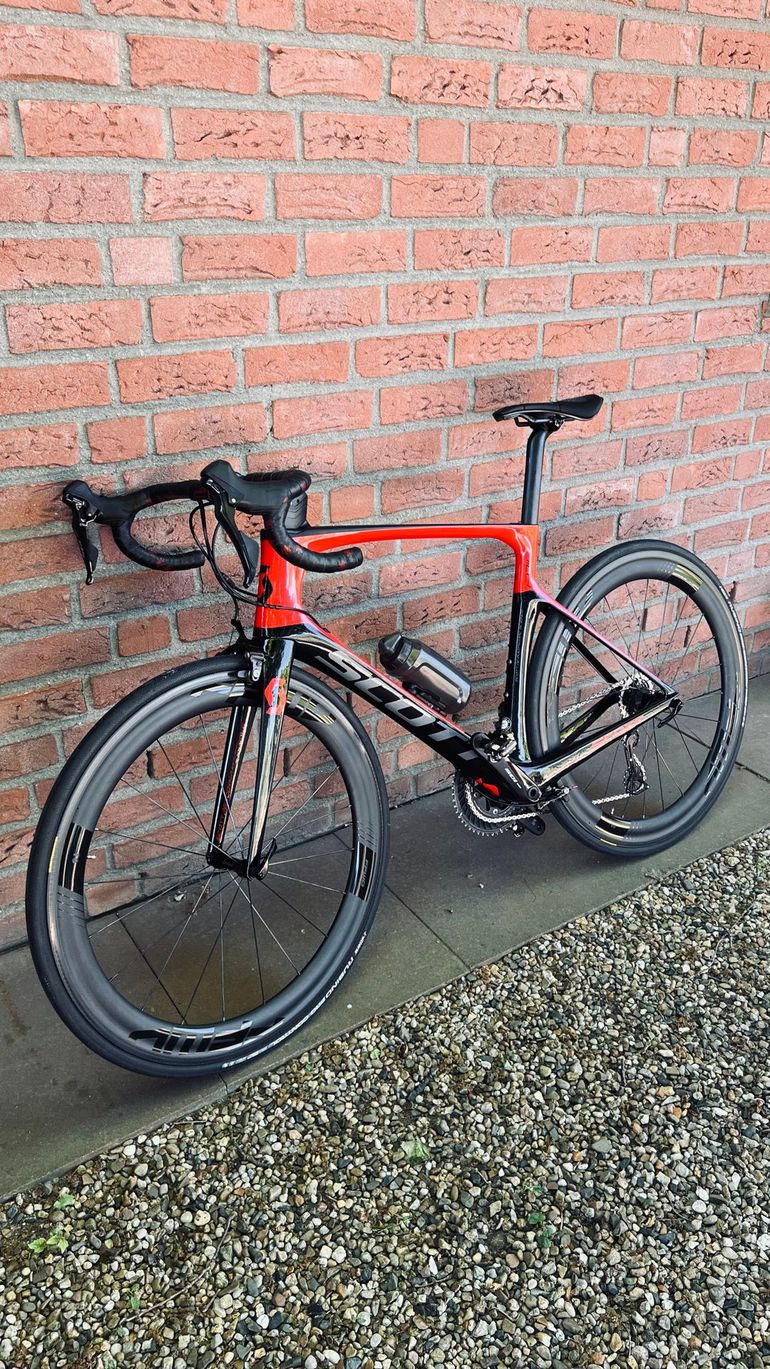 Used Scott Foil 30 2019 2019 Road & Gravel, Red — image 2 of 4