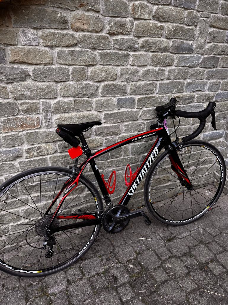 Used Specialized Roubaix SL4 Expert 2016 2016 Road & Gravel, Rot — image 3 of 4