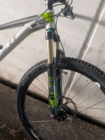 Used Giant Trance 2 2017 2017 Mountainbike, Green — image 7 of 7