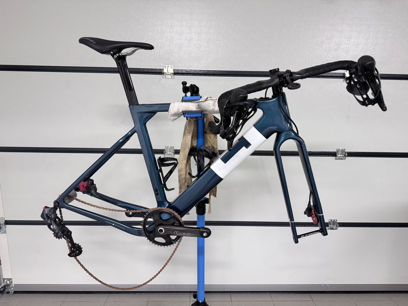 Käytetty 3T Exploro FM TEAM FORCE/EAGLE 2021 Road & Gravel — kuva 2 / 12