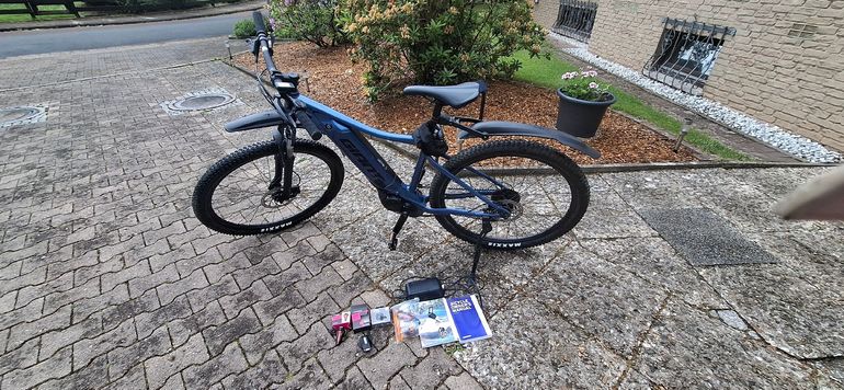 Used Giant Talon E+ 29 3 2021 2021 Mountainbike, Blue, 29 — image 2 of 8
