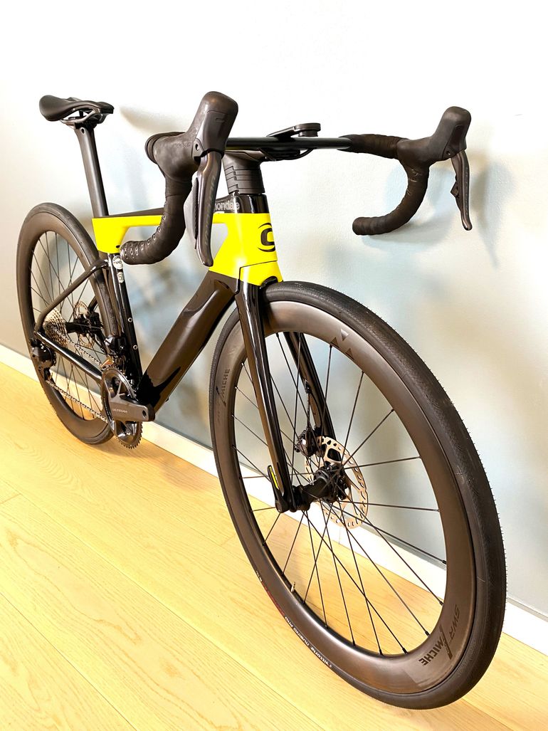 Used Cannondale SystemSix Hi-MOD Ultegra Di2 2024 2024 Road & Gravel, Black — image 9 of 13