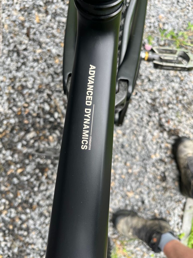Used Orbea OIZ M10 2023 2023 Mountainbike, Black, 29 — image 6 of 10