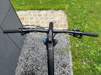 Used Orbea OIZ M10 2023 2023 Mountainbike, Black, 29 — image 9 of 10