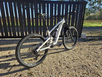 YT Industries Decoy SN SRAM X0 Eagle AXS (T-Type) 2024 Mountainbike usato, Bianco — immagine 7 di 14