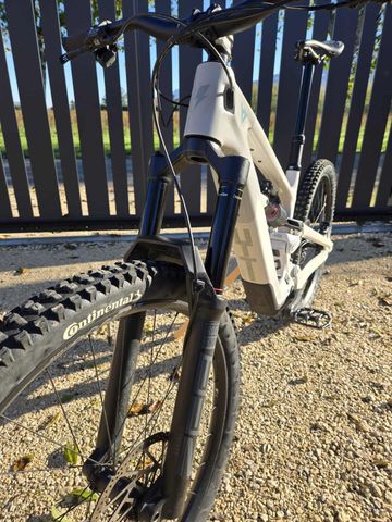 YT Industries Decoy SN SRAM X0 Eagle AXS (T-Type) 2024 Mountainbike usato, Bianco — immagine 12 di 14