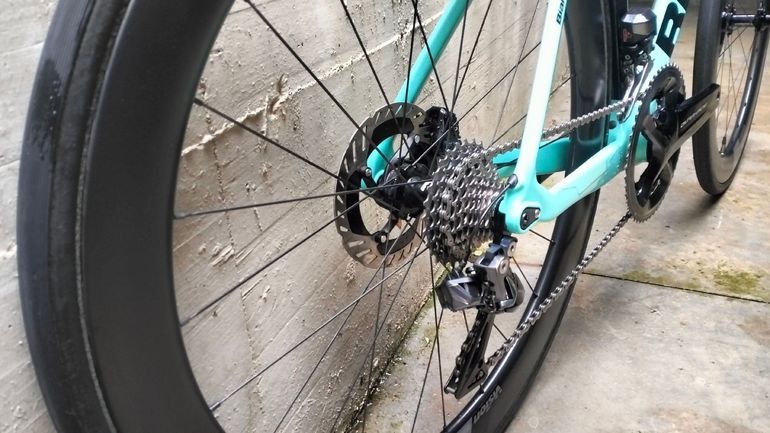 Used Bianchi Oltre XR4 Dura Ace Di2 2021 2021 Road & Gravel, Black — image 5 of 17