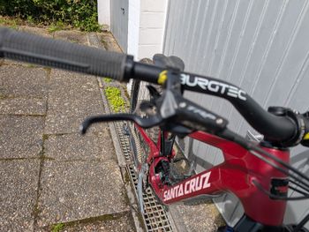 Used Santa Cruz HIGHTOWER X01 / Carbon CC 2024 2024 Mountainbike, Red, 29 — image 9 of 9