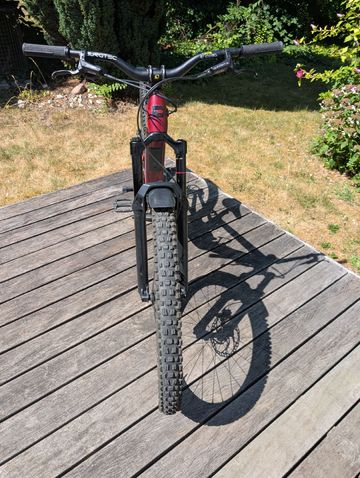 Brugt Santa Cruz HIGHTOWER X01 / Carbon CC 2024 2024 Mountainbike — billede 5 af 11