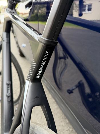 Used BMC Roadmachine THREE 2022 2022 Road & Gravel — image 5 of 16