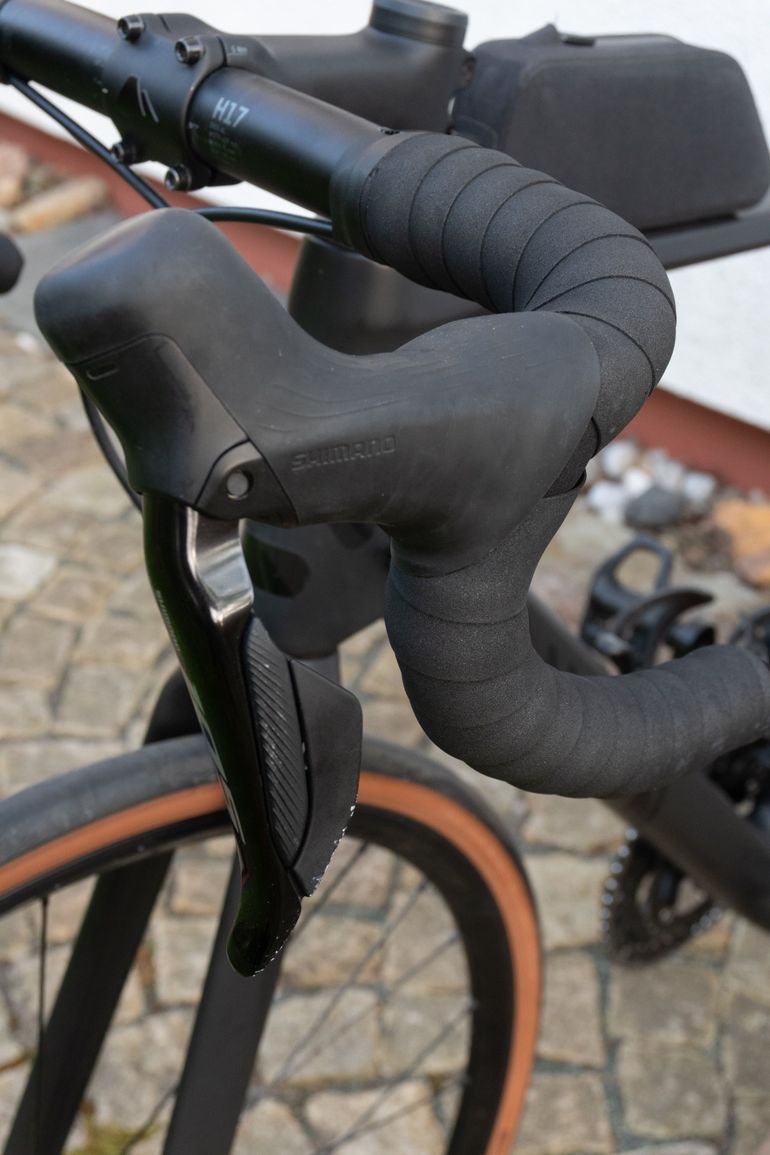 Used Canyon Endurace CF 7 Di2 2023 2023 Road & Gravel, Black — image 7 of 14