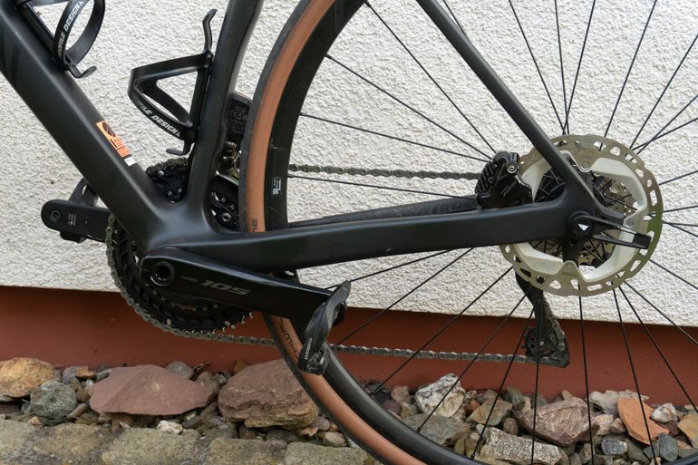 Used Canyon Endurace CF 7 Di2 2023 2023 Road & Gravel, Black — image 5 of 14