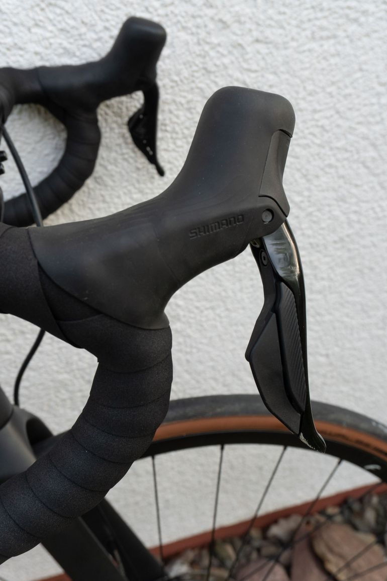 Used Canyon Endurace CF 7 Di2 2023 2023 Road & Gravel, Black — image 8 of 14