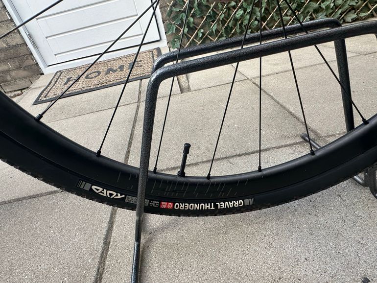 Used Liv Liv Brava Advanced Pro Carbon Cyclocross (S) Sram Red Axs 2025 Road & Gravel, Black — image 8 of 14