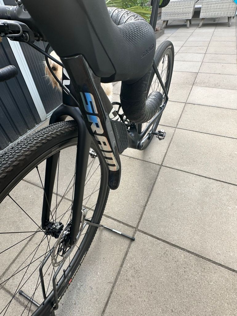 Used Liv Liv Brava Advanced Pro Carbon Cyclocross (S) Sram Red Axs 2025 Road & Gravel, Black — image 3 of 14