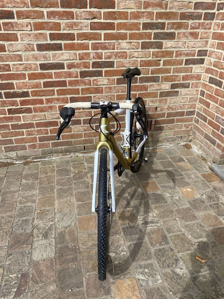 Used Revolve Revolve Custom Shimano GRX 2022 Road & Gravel, White — image 5 of 9