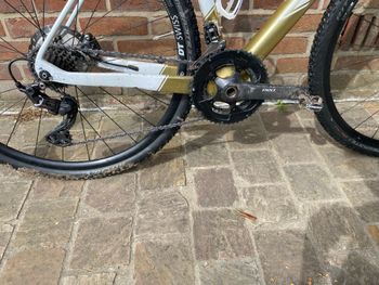 Used Revolve Revolve Custom Shimano GRX 2022 Road & Gravel, White — image 3 of 9