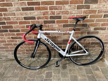 Used Merida Merida Custom Shimano Dura Ace Di2 2022 Road & Gravel, White — image 2 of 5