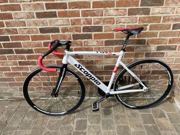 Used Merida Custom Shimano Dura Ace Di2 2022 Road & Gravel, White — image 2 of 5
