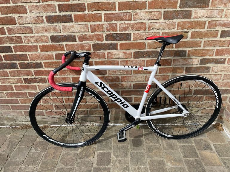 Used Merida Merida Custom Shimano Dura Ace Di2 2022 Road & Gravel, White — image 2 of 5