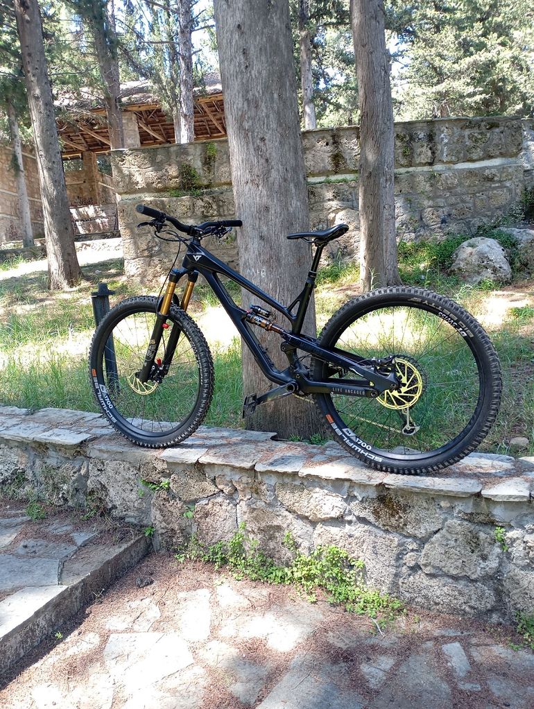 Used YT Industries Jeffsy CORE 4 29 2023 2023 Mountainbike, Black, 29 — image 1 of 11