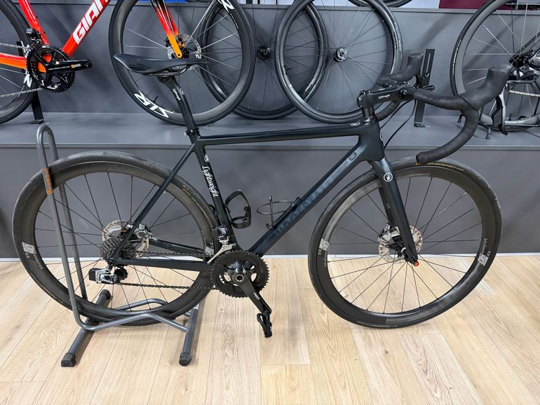 Used Lightweight Urgestalt SRAM Red eTap 2018 Road & Gravel, Black — image 2 of 17