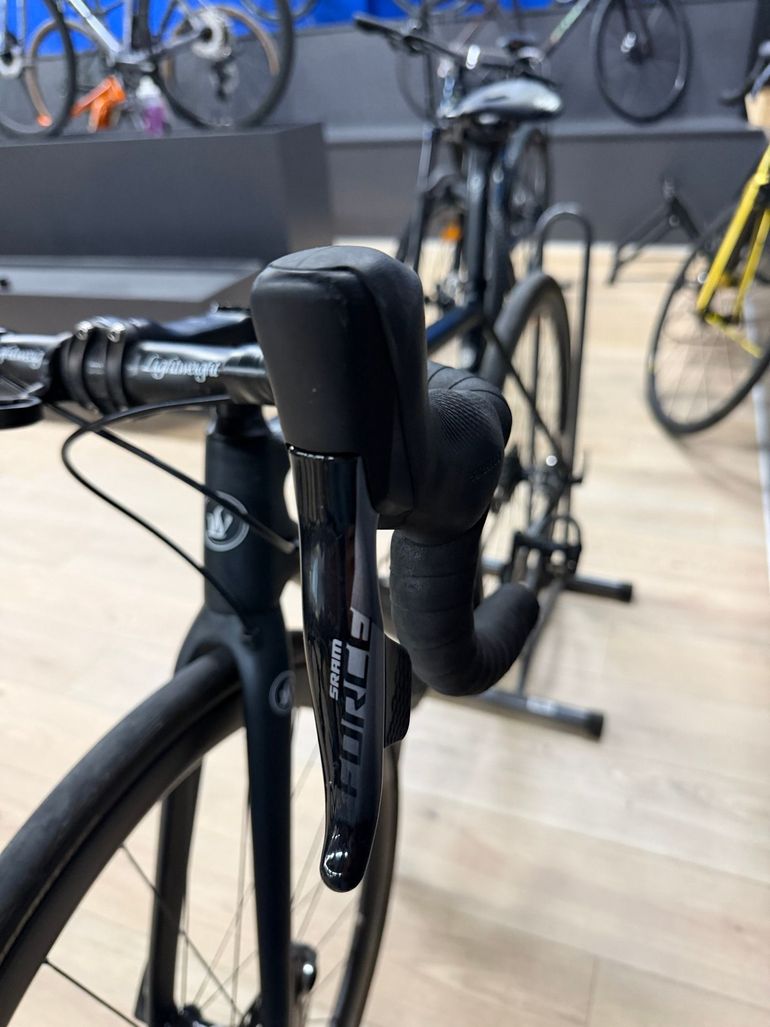 Used Lightweight Urgestalt SRAM Red eTap 2018 Road & Gravel, Black — image 11 of 17