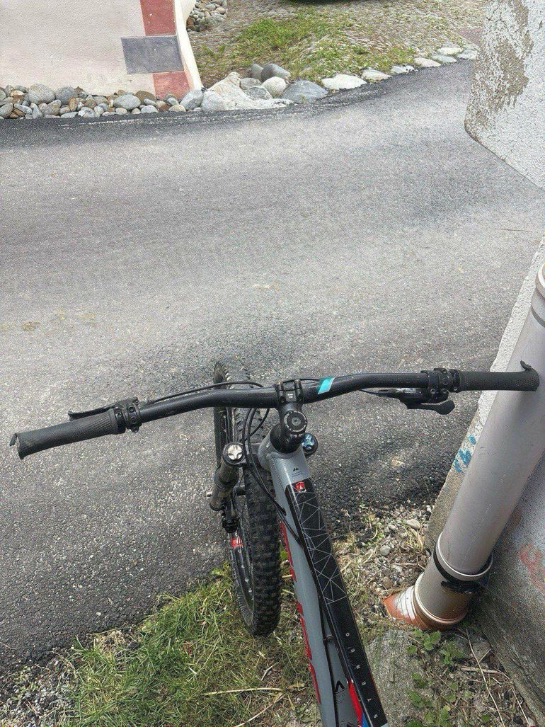 Gebrauchtes CUBE stereo 150 HPA Race 27.5+ 2016 2016 Mountainbike, Hellgrau, 27, 5 (650B) — Bild 13 von 15