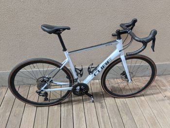 Used CUBE ATTAIN GTC RACE 2022 2022 Road & Gravel