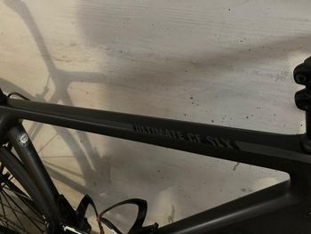 Used Canyon Ultimate Cf Slx 8.0 2017 2017 Road & Gravel, Black — image 3 of 5