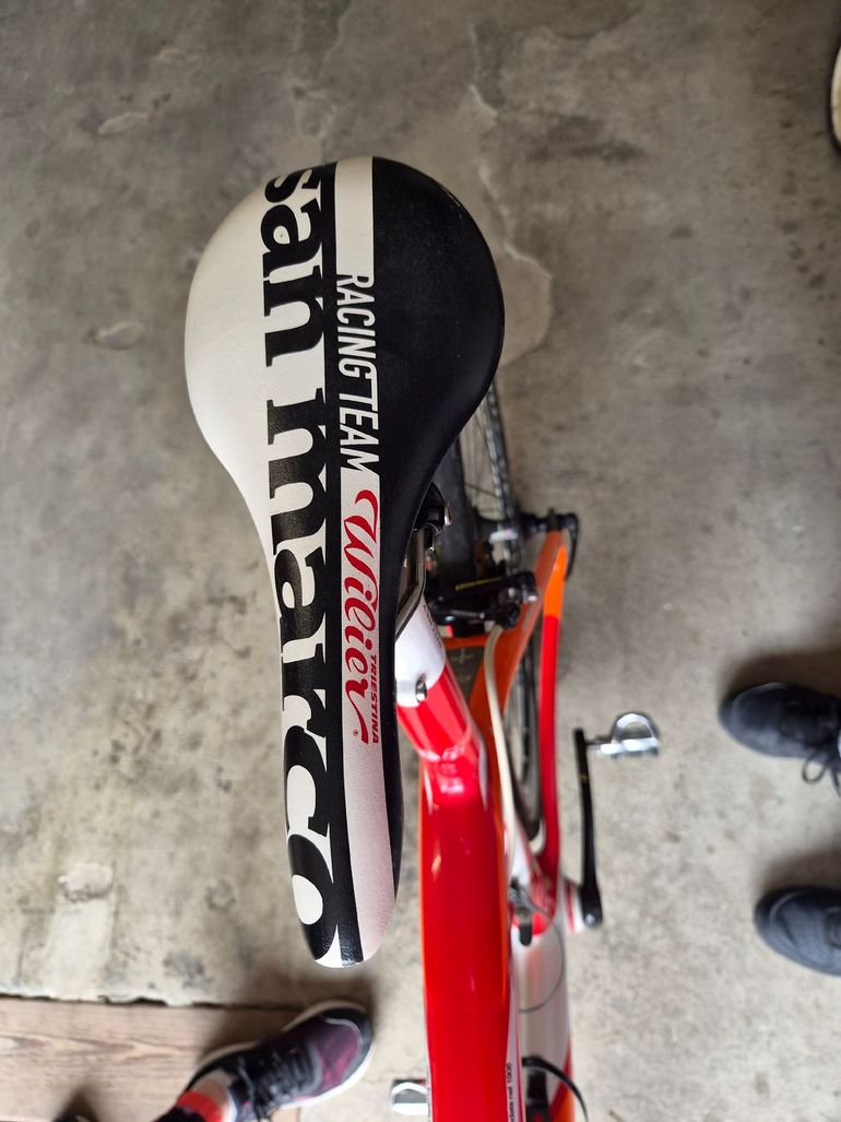 Used Wilier Velo De Course Homme Carbone 2018 Road & Gravel, Red — image 10 of 12