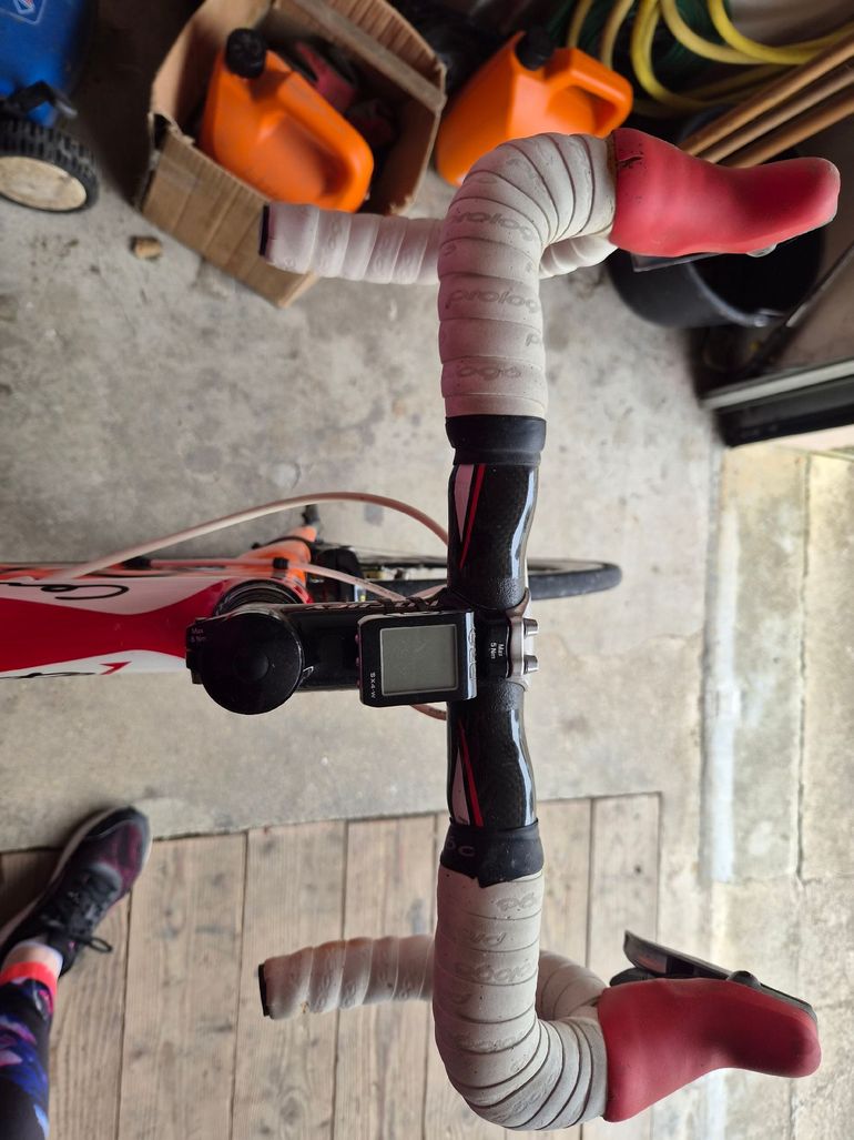 Used Wilier Velo De Course Homme Carbone 2018 Road & Gravel, Red — image 7 of 12