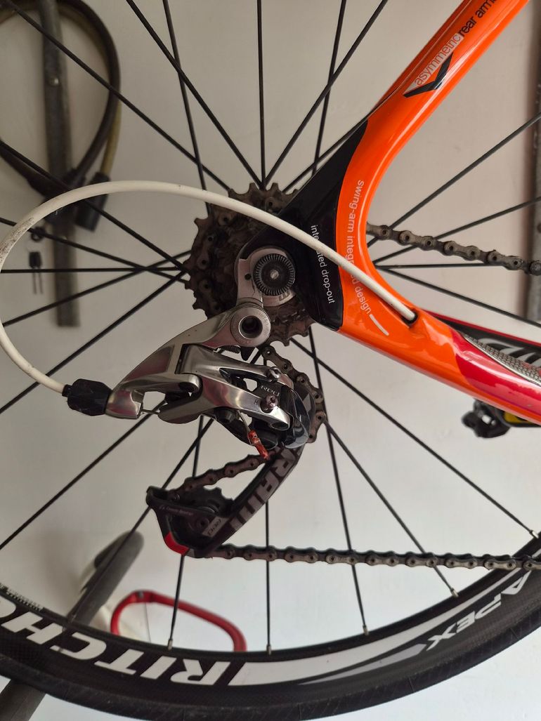 Used Wilier Velo De Course Homme Carbone 2018 Road & Gravel, Red — image 6 of 12