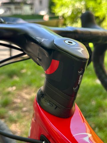 Brugt Pinarello DOGMA F10 2018 2018 Road & Gravel — billede 5 af 24