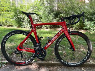 Brugt Pinarello DOGMA F10 2018 2018 Road & Gravel — billede 2 af 24