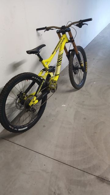 Brugt Commencal Supreme DH V3 2018 Mountainbike — billede 9 af 9