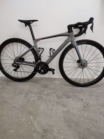 Used BMC Roadmachine 01 ONE 2018 2018 Road & Gravel, Light Gray — image 10 of 10